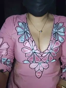 Naughty-Punjaban - 2 fingering in pussy🤞