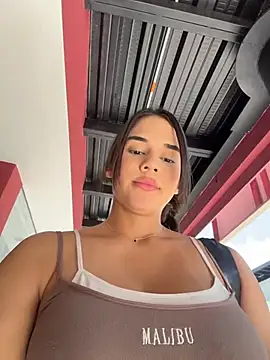 BellaLeclair_ - Squirt 😈
