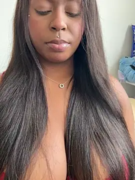 Afroditeeinefavel - cum/gozar gostoso+show boobs+control 💕✨
