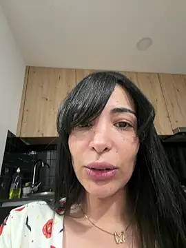 Naughty_Arab_girl - Make me horny
