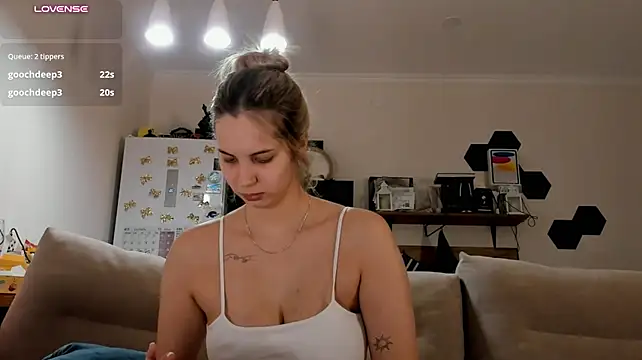 Hot__K - wet my pussy