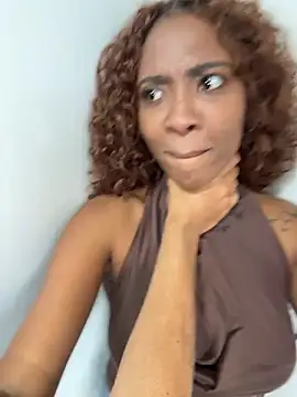 Angel_preta - Sem blusa da janela