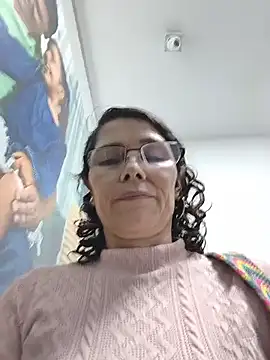 MireyaTorresGu - help me fulfill my dream of traveling