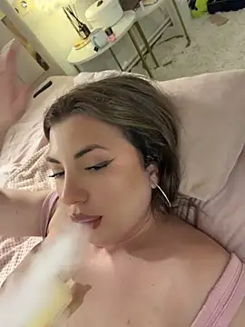 Miss-Tiffaa - last tip squirt video