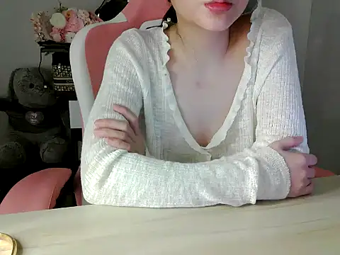 Linh-Barbie - 🌷• show boobs(khoe ngực)