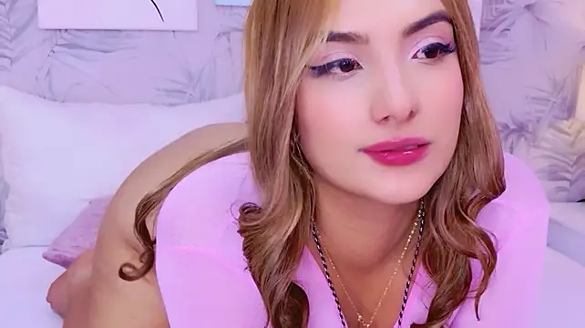 KikiiLove - show tits