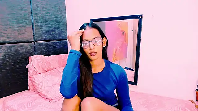 IndianAria - Pussy close up👅🍑🥵