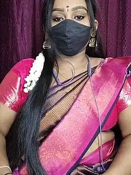 Naughty_Shilpa_Tamil - Boobs oil show