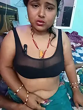 Queen_pritima - Open boobs & oil