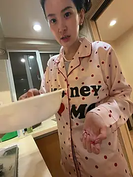 Gigi_UwU_ - 全裸跳舞💃🏻naked dance❤️
