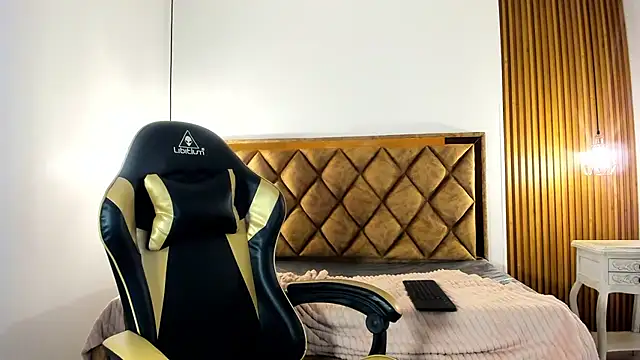LunaVs - top off + spank smalltits x 5
