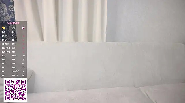 Bubblegum_babyyy - Ride a pillow and touch my clit