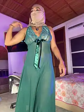 Yuli_arabic - SEXY NUDE OIL DANCE