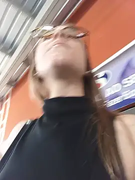 Atena_demeter - EXIBICIONISMO NI MEIO DA RUA/EXHIBITIONI