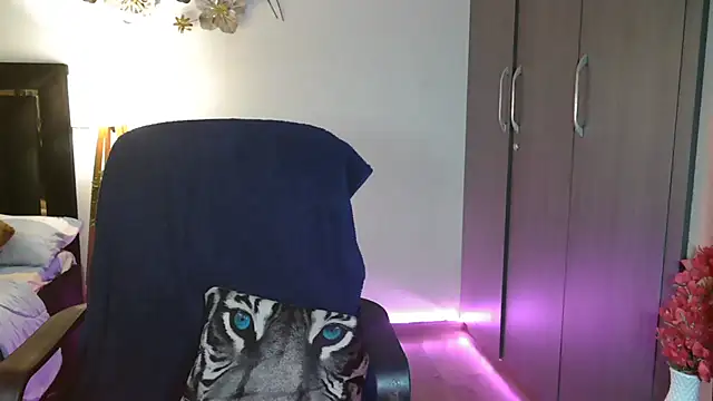 Nauty_Heer - full naked +10 min cntrol🥵😉😉😉
