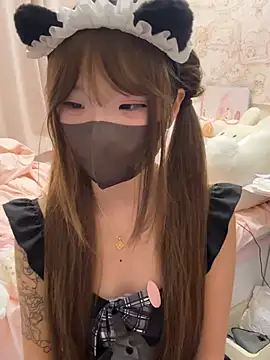 Kkkkiiii-42 - 全裸大鸡鸡抽插 先帮哥哥舔硬 加道具 20人解锁喷水💦