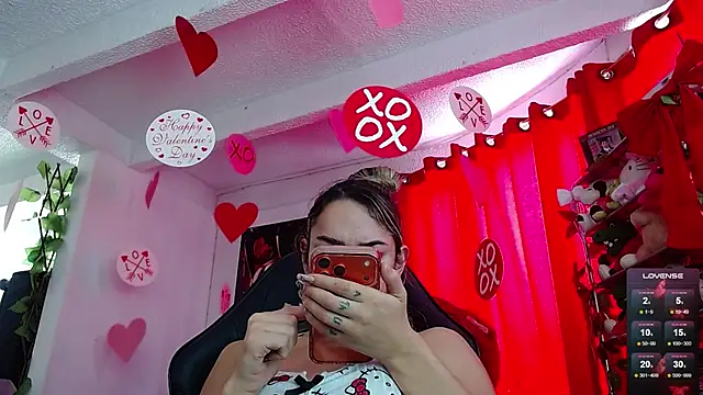 Niky_777 - oil show 😈👅