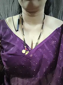 Bhuvana_555 - Boobs on honey