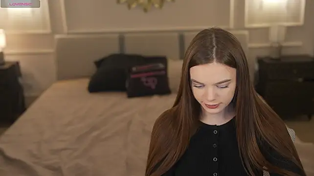 Zlata_Sky - show pussy