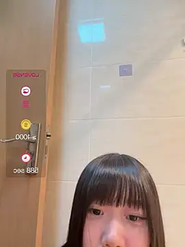 Xinyu789 - 三点十分开44币跳蛋喷水票福利