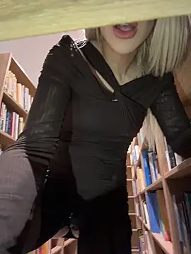 AlyssaFoxx_ - Take Top OFF In Public😈