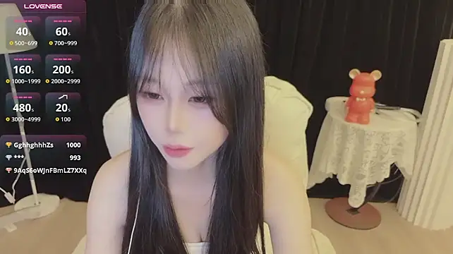 -Annababy - 裸背小狗趴2分钟