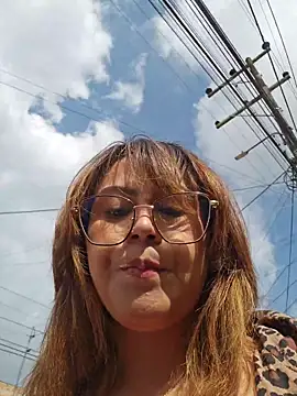 Amanita_25 - Clamps my tits ❤️