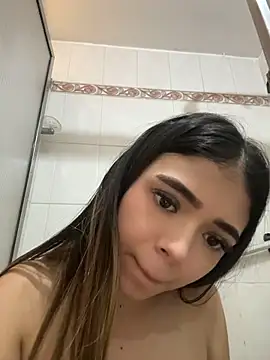 HoneyMollyX - DOGGY + FINGERING MY PUSSY & SPANK ME