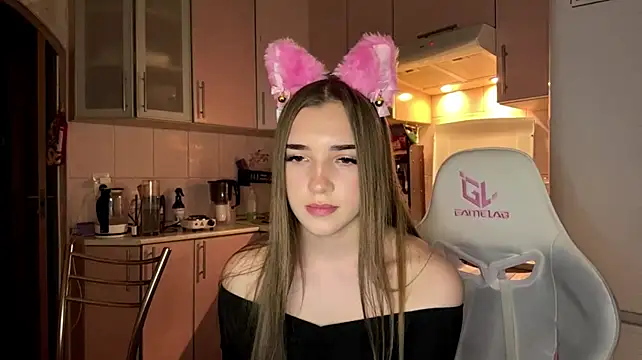 PamelaBurson - My hot pussy video in your PM