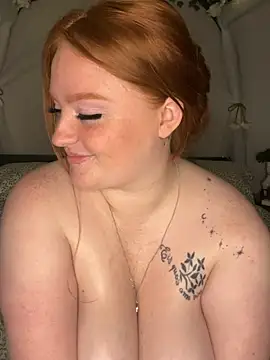 Flame_fantasy_xx - Close up Dildo blowjob (3 min)