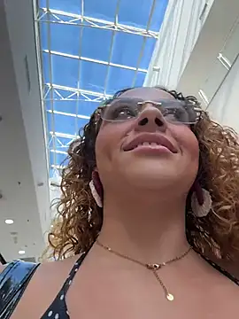Chloe_Leaozinho - Gozar no provador