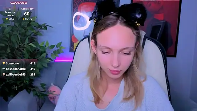 EmmaGil - Kiss marks for you