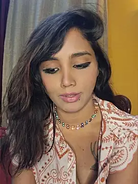 Queen_From_Hell - Fuck My Friend in Garden