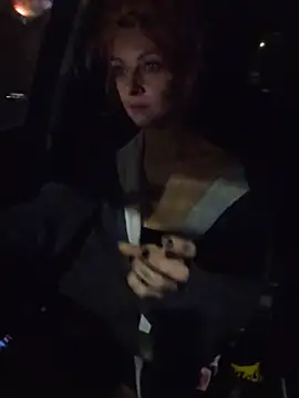 FreyaFucksFans - 🍆 STICK DILDO TO WINDOW+ DEEP THROAT