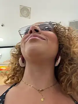 Chloe_Leaozinho - Gozar no provador
