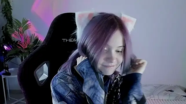 Hikkacat - 🤍 sexy ahegao