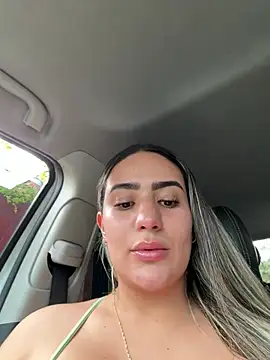 Miilana_ - FULL NAKED IN CAR