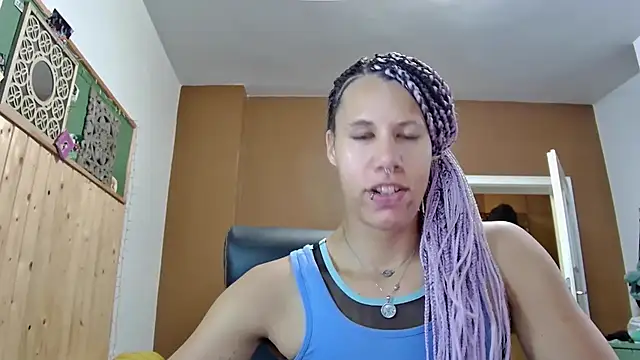 AaliyahHarris - outfit change