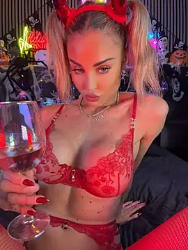 MilaMaaay - ✨PINCH NIPPLES AHEGAO 🍉🍒😈✨