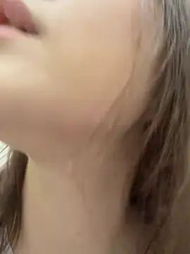 Peachy_Dream - tits out + blow job under table
