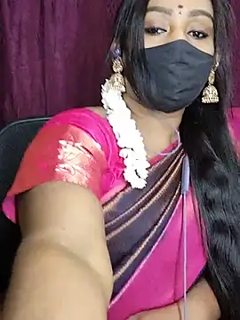 Naughty_Shilpa_Tamil - Boobs oil show
