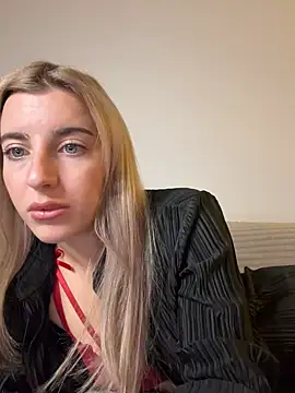 SweetMiiia - Boobie Massage (with top)😘