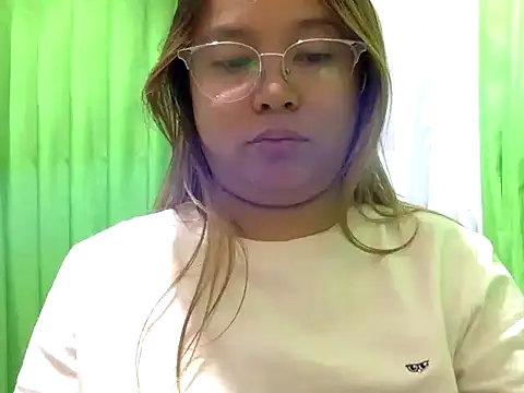 Slutty_sapphire19 - flash pussy