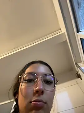 Julieth_ec_ - Show feet