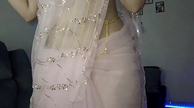 Aaranya_ - Full body oil Show