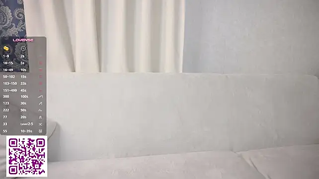 Bubblegum_babyyy - Ride a pillow and touch my clit