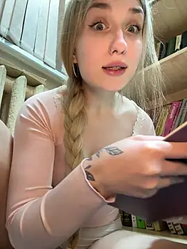 LollyPollly - TAKE OFF PANTS IN LIBRARY 📕🍑🍑