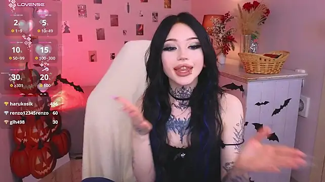 Emma_Kirks