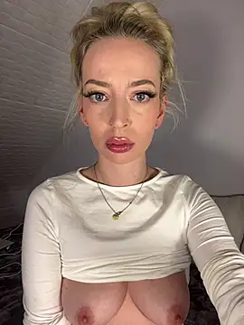 Katharina_Wagner - Chocken und finger tief lutschen😈