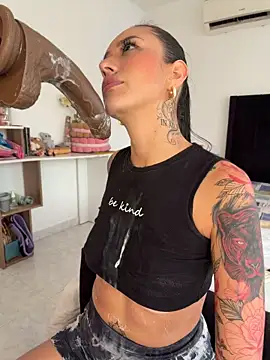 ValentinaBianchi - 4 min control hard and bath milk hard